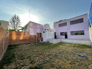 Casa a pie de Calle - Colonia La Paz - Zona Av. Juarez