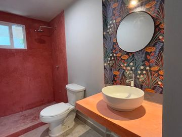 Casa en Cancún con 3 unidades rentables cerca de la playa