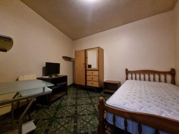 Se vende Casa de 2 pisos en sector CENTRO SUR, calle Díaz Gana entre Av. Argentina y EdoLefort  8 D +3 B a 7.950 UF