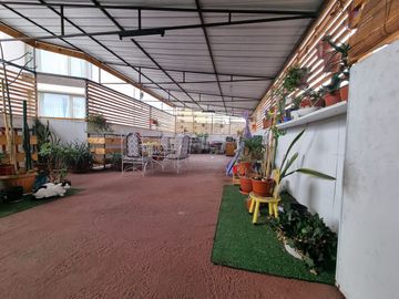 Se vende Casa de 2 pisos en sector CENTRO SUR, calle Díaz Gana entre Av. Argentina y EdoLefort  8 D +3 B a 7.950 UF