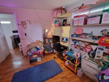 Se vende Casa de 2 pisos en sector CENTRO SUR, calle Díaz Gana entre Av. Argentina y EdoLefort  8 D +3 B a 7.950 UF