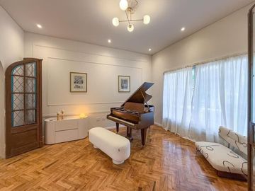 Casa en venta 4 dormitorio - Rosario Abasto