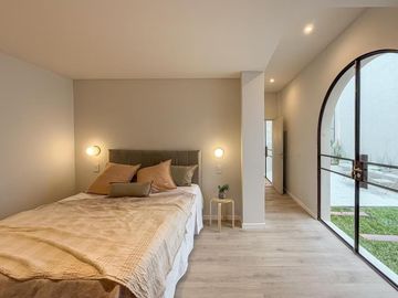 Casa en venta 4 dormitorio - Rosario Abasto