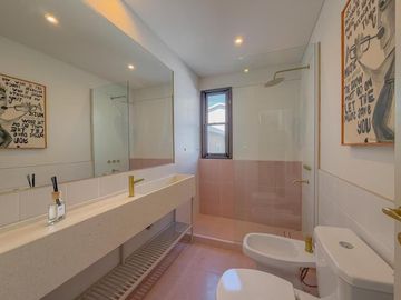 Casa en venta 4 dormitorio - Rosario Abasto