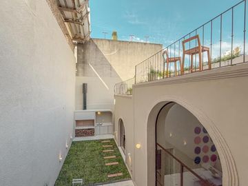 Casa en venta 4 dormitorio - Rosario Abasto