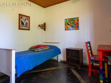 Venta Casa 4 Dormitorios en La Escondida Apto Crédito