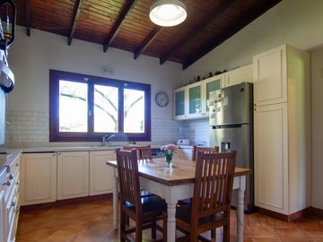 Venta Casa 4 Dormitorios en La Escondida Apto Crédito