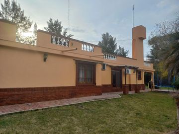 Venta Casa - Lote de 10750m2 Pilar / Ruta 8 - Financiación - Permuta