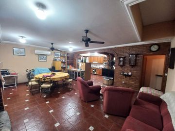 Venta Casa - Lote de 10750m2 Pilar / Ruta 8 - Financiación - Permuta