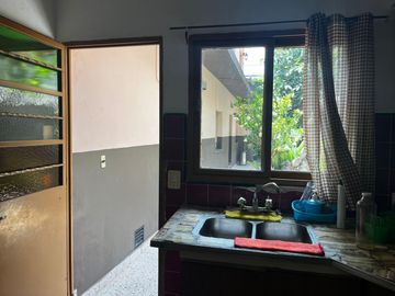 Venta casa 6 ambientes Barracas excelente terreno inversión