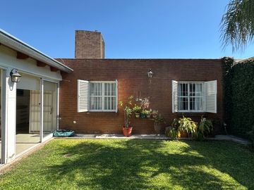 Casa en  Venta 3 Dormitorios -  Natania 19 - Zona Valle Escondido