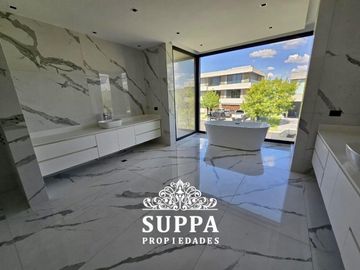 Casa en venta  El Yacht Nordelta