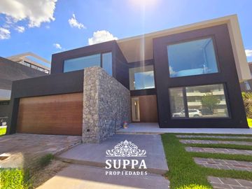 Casa en venta  El Yacht Nordelta