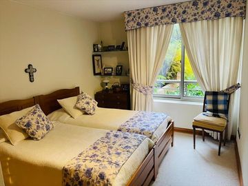 SANTA MARIA MANQUEHUE - PARQUE RABAT** EXCLUSIVO CON JARDIN