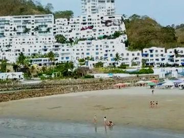 Same-Esmeraldas. Venta dpto 2 dorm-amoblado. Casa Blanca