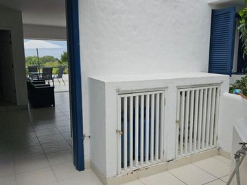 Same-Esmeraldas. Venta dpto 2 dorm-amoblado. Casa Blanca