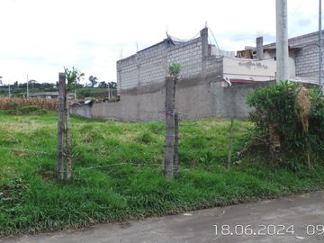 DE VENTA HERMOSO TERRENO UBICADO EN CALLE SIN NOMBRE Y CALLE FERNÁNDEZ SALVADOR, SECTOR LOS POTREROS ALTOS, PROVINCIA PICHINCHA, CANTÓN MEJÍA