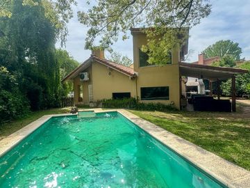 Venta - Casa en Lagartos country Club - Pilar