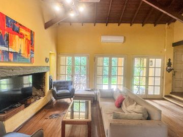Venta - Casa en Lagartos country Club - Pilar