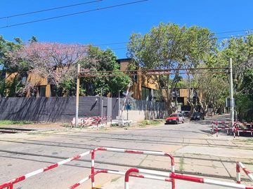 Beccar - Casa con jardín propio en Condominio CASA 