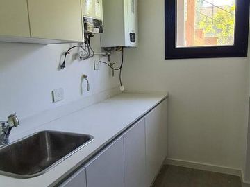 Beccar - Casa con jardín propio en Condominio CASA 