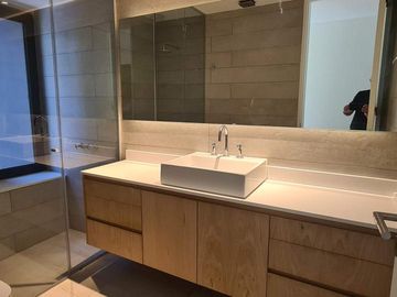 Beccar - Casa con jardín propio en Condominio CASA 