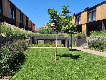 Beccar - Casa con jardín propio en Condominio CASA 