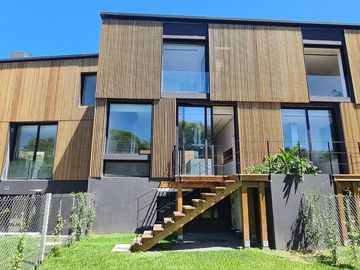 Beccar - Casa con jardín propio en Condominio CASA 