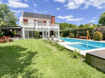 Alquiler  Casa - Barrio Privado Campo Grande / Pilar