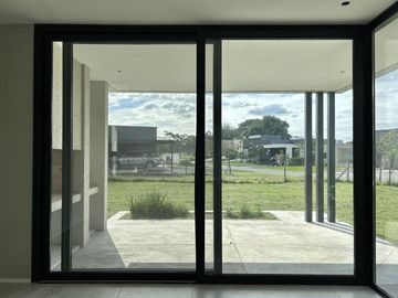 Casa a estrenar en  Barrio San Matías,  Ingeniero Maschwitz, Escobar