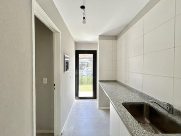 Casa a estrenar en  Barrio San Matías,  Ingeniero Maschwitz, Escobar