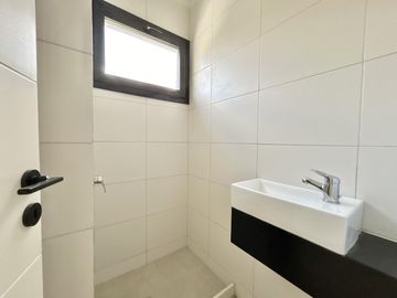 Casa a estrenar en  Barrio San Matías,  Ingeniero Maschwitz, Escobar