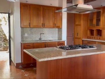 Casa en Venta en Jocotepec, Jalisco -Vista panorámica al Lago de Chapala