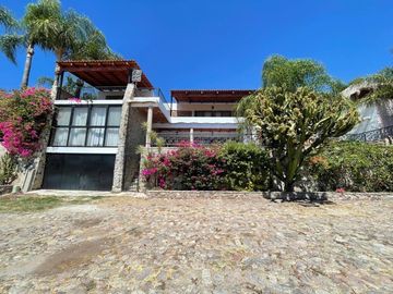 Casa en Venta en Jocotepec, Jalisco -Vista panorámica al Lago de Chapala