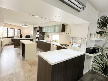 Venta Departamento 3 Dormitorios Av. Libertad 84 Rosario. Vista al Río. Barrio Martin