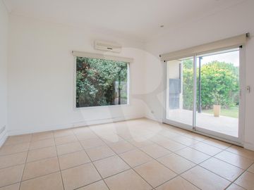 Casa en  Venta Barrio Septiembre Escobar
