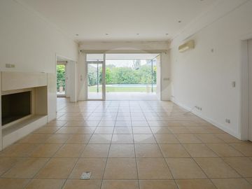 Casa en  Venta Barrio Septiembre Escobar