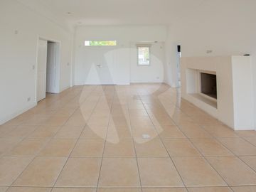 Casa en  Venta Barrio Septiembre Escobar