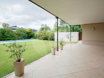 Casa en  Venta Barrio Septiembre Escobar