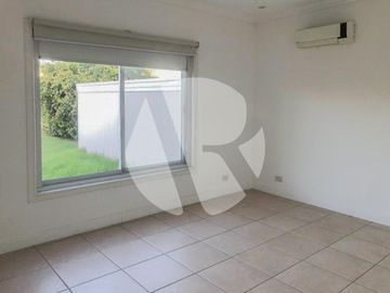 Casa en  Venta Barrio Septiembre Escobar
