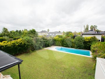 Casa en  Venta Barrio Septiembre Escobar