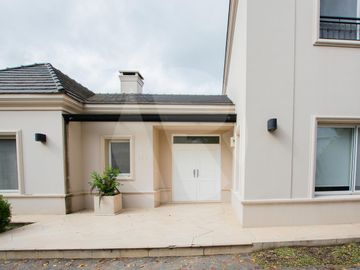 Casa en  Venta Barrio Septiembre Escobar