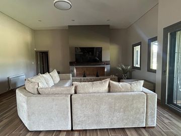 Casa en venta en Lunlunta