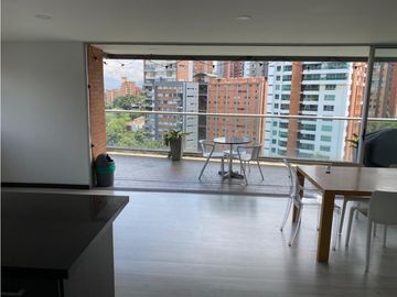 Vendo moderno apartamento parte baja del Poblado.