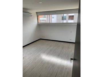 Vendo moderno apartamento parte baja del Poblado.