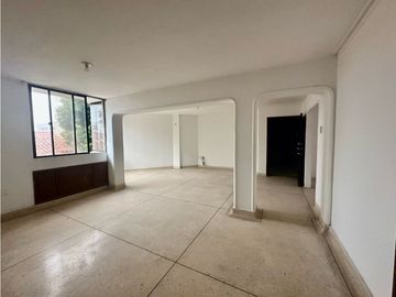 APARTAMENTO EN VILLA COUNTRY DE TRES HABITACIONES EN VENTA