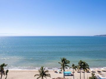 PREVENTA ESTUDIO PEGADO A LA PLAYA, ZONA DORADA-BUCERIAS| SJ