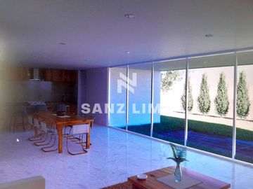 San Lorenzo Residencial: Excepcional propiedad con diseño exclusivo y moderno.