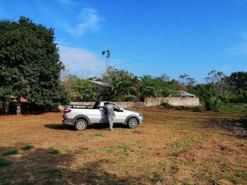 Terreno con bodegas en Xcampeu, Campeche