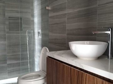 Departamento en Venta en Col. Monumental, Ideal para Profesionistas de la Salud
